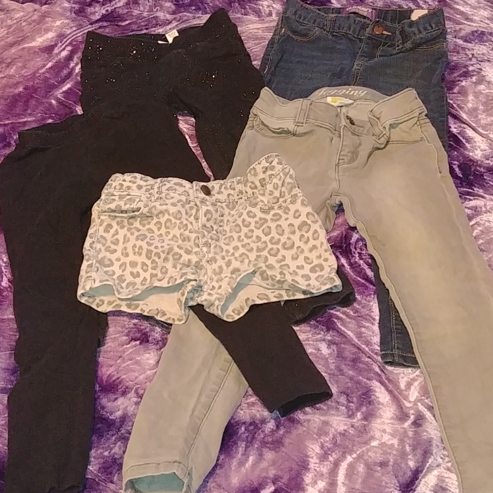 🌹3/$15 SALE🌹 Lot of 5 Girl's bottoms